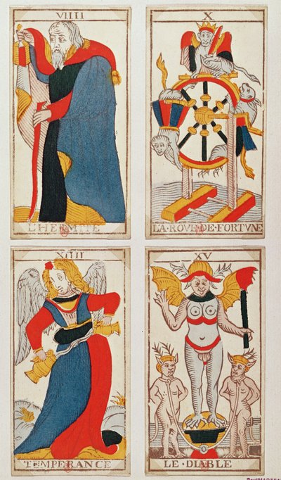 Fyra tarotkort föreställande Eremiten, Lyckohjulet, Temperance och Djävulen (färgad trästick) av French School