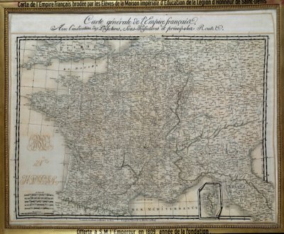 Karta över det franska imperiet (första imperiet) broderad av studenterna vid det imperiala huset för hederslegionen i Saint Denis. Broderibild från 1809. Ile d