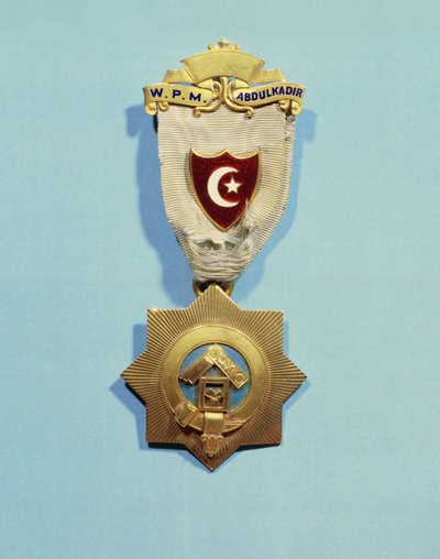 Masonic Insignia of Abd el-Kader (emalj, metall och siden) av French School