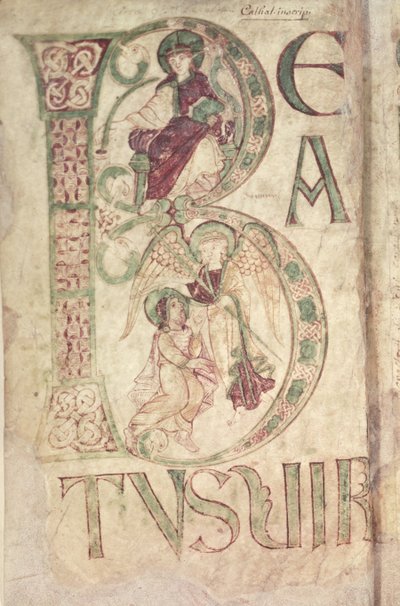 Ms 18 f.1v Historikerad initial B som föreställer St. Johannes evangelisten och en ängel, från Corbies psaltare av French School