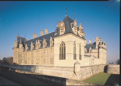 Huvudfasad och sydfasad av French School