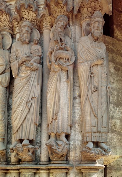 Profeten Simeon, St. Johannes Döparen och St. Peter, stänger figurer från höger sida av den centrala dörren till norra portalen av French School