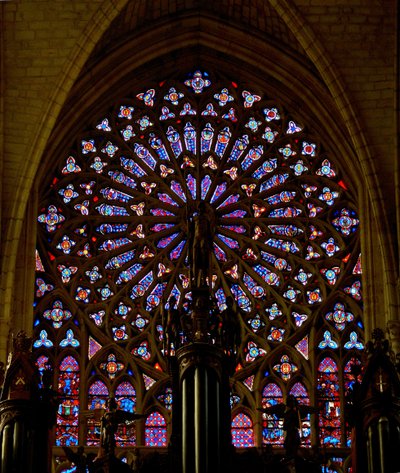 Södra rosenfönstret vid Saint Gatien Cathedral, Tours av French School
