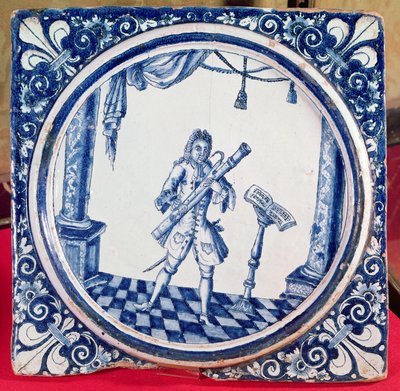 Kakel föreställande en fagottist, 1706 (fajans) av French School