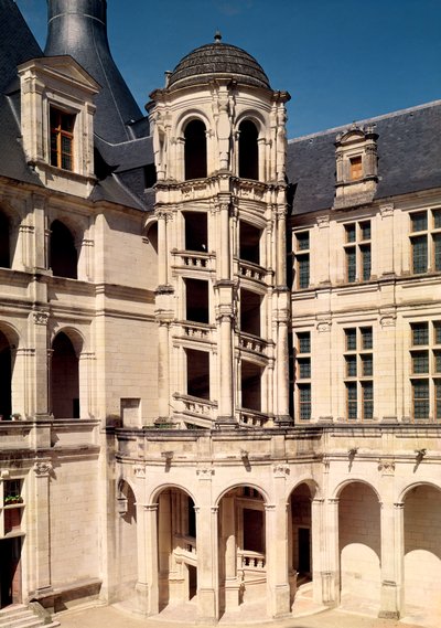 Vy över huvudtrappan, 1519-46 av French School