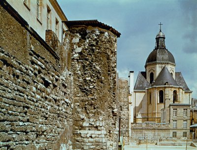 Wall of Philippe Auguste (1165-1223) rue des Jardins Saint-Paul av French School