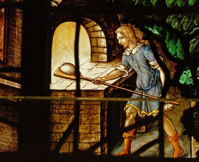 Fönster Charnier-13 som visar bagarna på jobbet och en scen från Abraham som besöks av tre änglar av French School