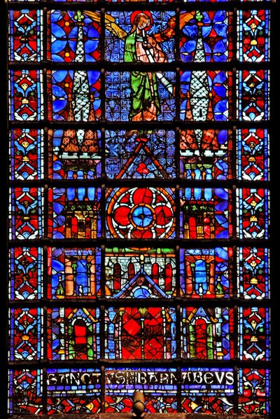 Fönster w107 som visar kyrkans katedral i Therouanne av French School