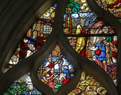 Fönster w126 föreställande Moses scener; den frälse ormen; vid Horebs klippa av French School