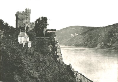 Rheinstein slott vid floden Rhen, Tyskland, 1895. av Frith and Co