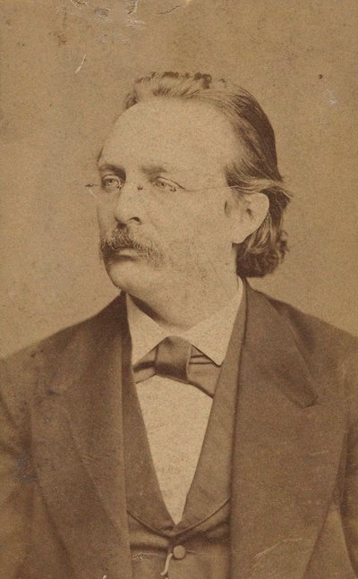 Porträtt av organisten och kompositören Edmund Kretschmer 1830-1908, ca. 1880. av Fritz Luckhardt