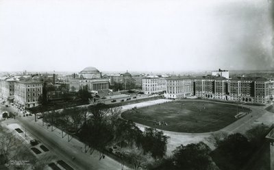 Columbia University campus från sydväst, New York City, 1910 av G.P. Hall und Sohn