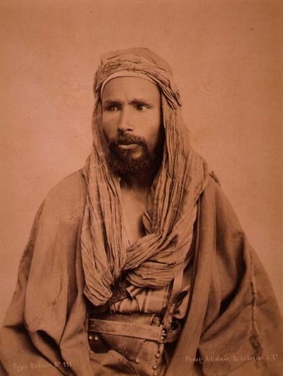 Porträtt av en egyptisk beduin (sepiafoto) av G. Lekegian