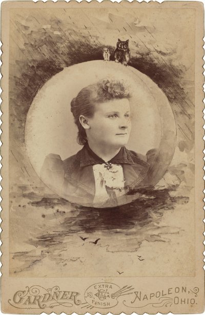 Porträtt av en kvinna,1890-talet (foto) av Gardner Studio