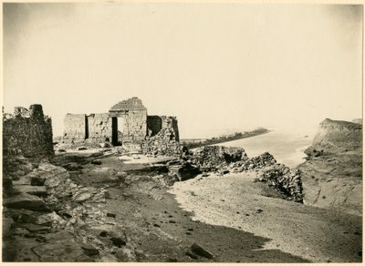 Tempelruiner, med Nilen i bakgrunden, Qasr Ibrim, Egypten, fotografi av Georg Steindorff, ca 1930 av Georg Steindorff