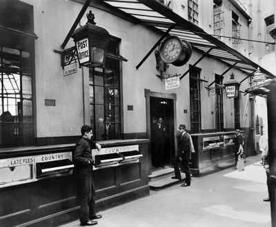 Lombard Street Post Office, City of London, c sent 1800-tidigt 1900-tal av George Davison Reid