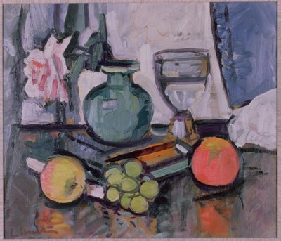 Stilleben, ros och frukt av George Leslie Hunter