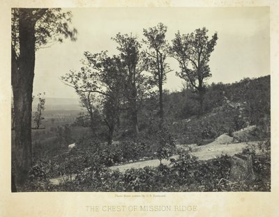 The Crest of Mission Ridge, 186466. av George N. Barnard