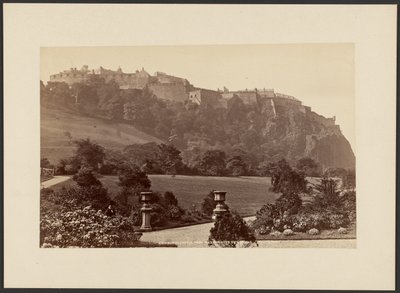 Edinburgh Castle från West Princes Street Gardens av George Washington Wilson