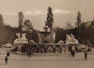 Munchen / München: Wittelsbacher Brunnen (svartvitt foto) av German Photographer