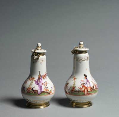 Täckt kolv, tillverkare Meissen Porslinsfabrik, Tyskland, ca 1720-1723 av German School