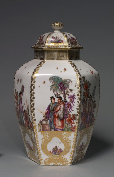Täckt vas, tillverkare Meissen Porslinsfabrik, Tyskland, ca 1728-1730 av German School