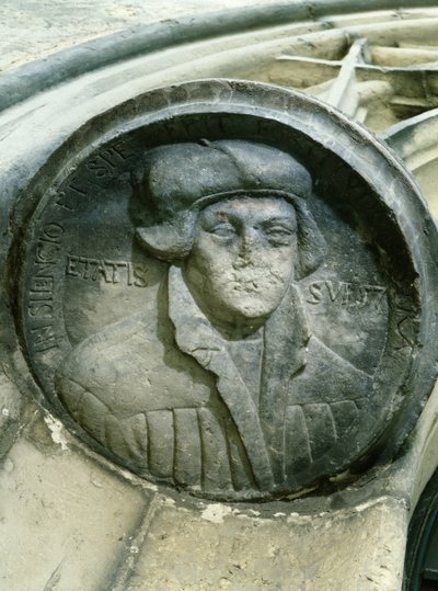 Martin Luther 57 år med Luthers Rose, C16th (relief) av German School
