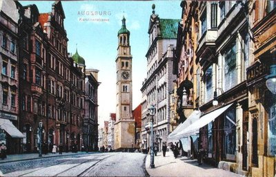 Vykort föreställande Karolinenstrasse i Augsburg, ca 1910 (färgat foto) av German School
