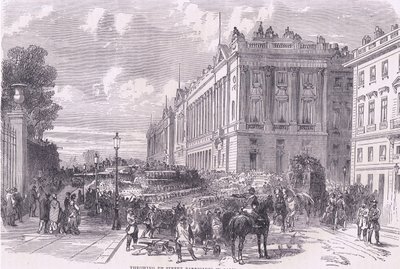 Kastar upp gatubarrikader i Paris, Cassells historia om kriget mellan Frankrike och Tyskland publicerad av Cassell and Company Limited, ca 1890 (litho) av German School