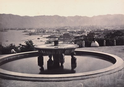 "Panorama från Villa Belmonte med fontänen. Palermo" av Giorgio Sommer