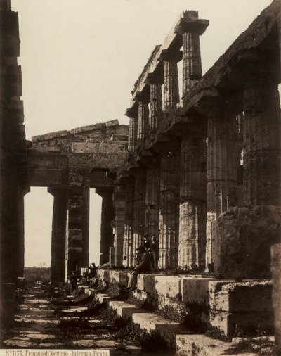 Ruinerna av Neptunus tempel i Paestum av Giorgio Sommer