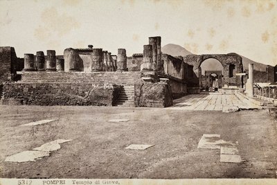 Jupiters tempel i Pompeji av Giorgio Sommer