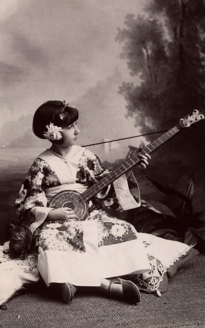 日本の衣装を着た少女スウェーデン語 av Phillipe de Marlier