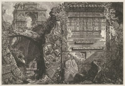 Frontispiz mit antiken Ruinen und einem Triumphbogen von Giovanni-Battista Piranesi