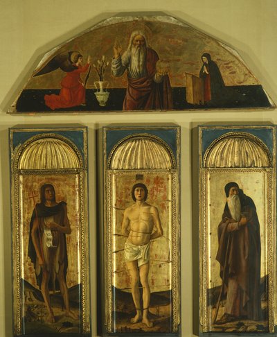 Triptyk av St Sebastian av Giovanni Bellini (1431-36 - 1516) och andra målare, tempera på panel, central panel 127x48, sidopaneler 103x45, lunette 59x170 av Giovanni Bellini