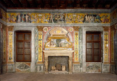Zodiakens tecken: "" Balansen""" Medaljonger med porträtt av kejsarna Hadrianus och Antonin den fromma. Fresken har försämrats. Fresk tillskriven Giovanni Maria Falconetto (1468-1534) 1520 runt Mantua, Palazzo d