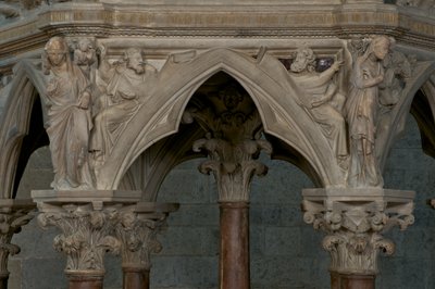 Predikstolen i kyrkan Sant