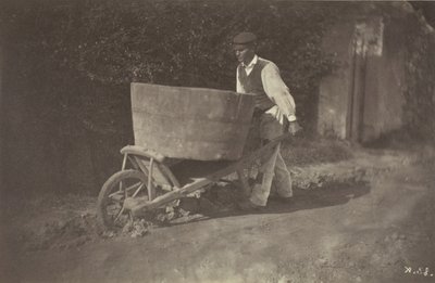 Manlig bonde med skottkärra, 1870. av Giraudon