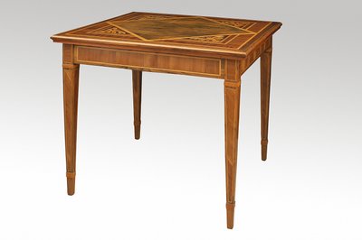 Bord (trä) av Giuseppe Maggiolini