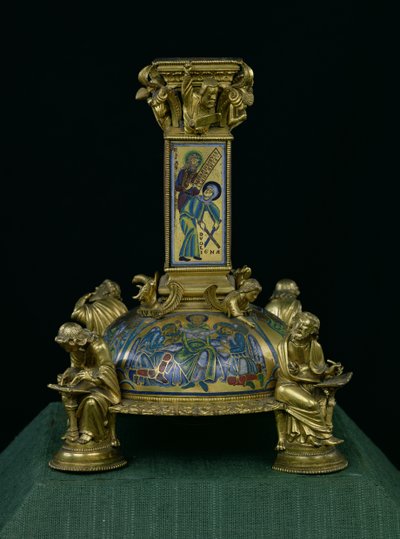 Bas av korset av St. Bertin, från Abbaye Saint-Bertin, c.1180 (förgylld brons och champleve-emalj) (se även 232624-25 och 232839) av Godefroid de Huy