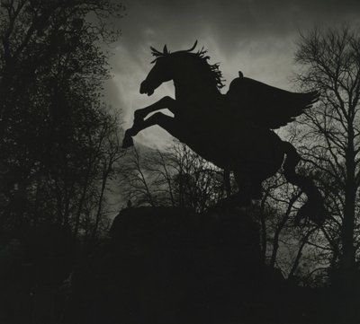 Pegasusstatyn i Mirabell Gardens av Godfrey Macdominic