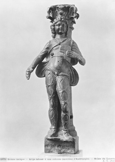 Attis lutar sig tillbaka mot en pelare, hellenistisk period (brons) av Greek