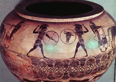 Dinos föreställande Perseus och Gorgonerna, detalj som visar hopliterna slåss mellan sina vagnar, c.580 f.Kr. (keramik) (se även 173180) av Greek