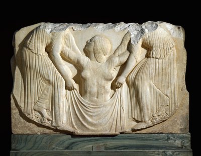 Grekisk konst: "" Venus födelse kommer ut ur vågorna som stöds av timmarna"" Relief av tronen Ludovisi, från Locri. 460-450 f.Kr. - Museo Nazionale Romano (Palazzo Altemps) - Magna Graecia (Stor Grekland): Ludovisi-tronen; Afrodites födelse - Marb av Greek