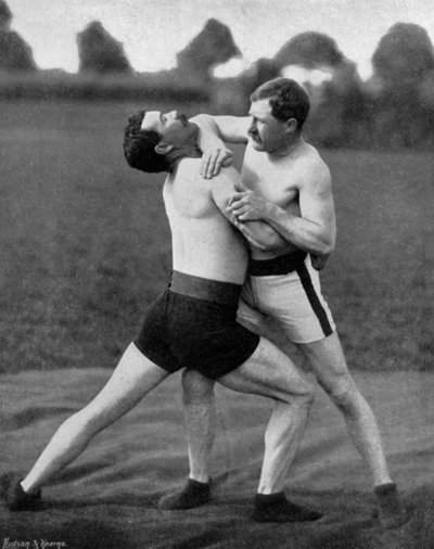The body holt and neck double, wrestling display, Aldershot, Hampshire, 1896 av Gregory and Co