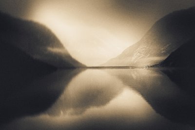 Reflektion över Misty Fjord av Gustav Davidsson