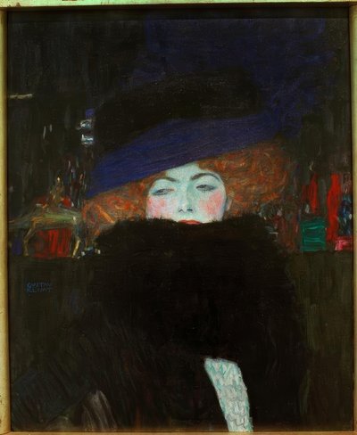 Dam med hatt och fjäderboa av Gustav Klimt