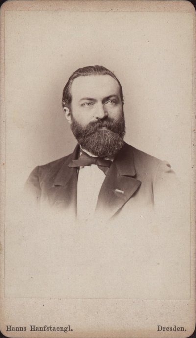 Porträtt av cellisten och kompositören Friedrich Grützmacher 1832-1903, ca 1865. av Hanns Hanfstaengl