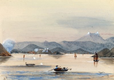 "HMS Tribune tar sig fram på Chuenpee-floden i Kanton (Kina), med roddbåtar och kinesiska junkar av Harry Edmond Edgell