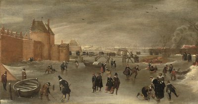 Skridskoåkare, kolfspelare och slädar på en frusen flod nära St. Janspoort stadsport, med Kruispoort i bakgrunden och den rosa kvarnen bortom, Haarlem (olja på panel) av Hendrick Avercamp (studio of)